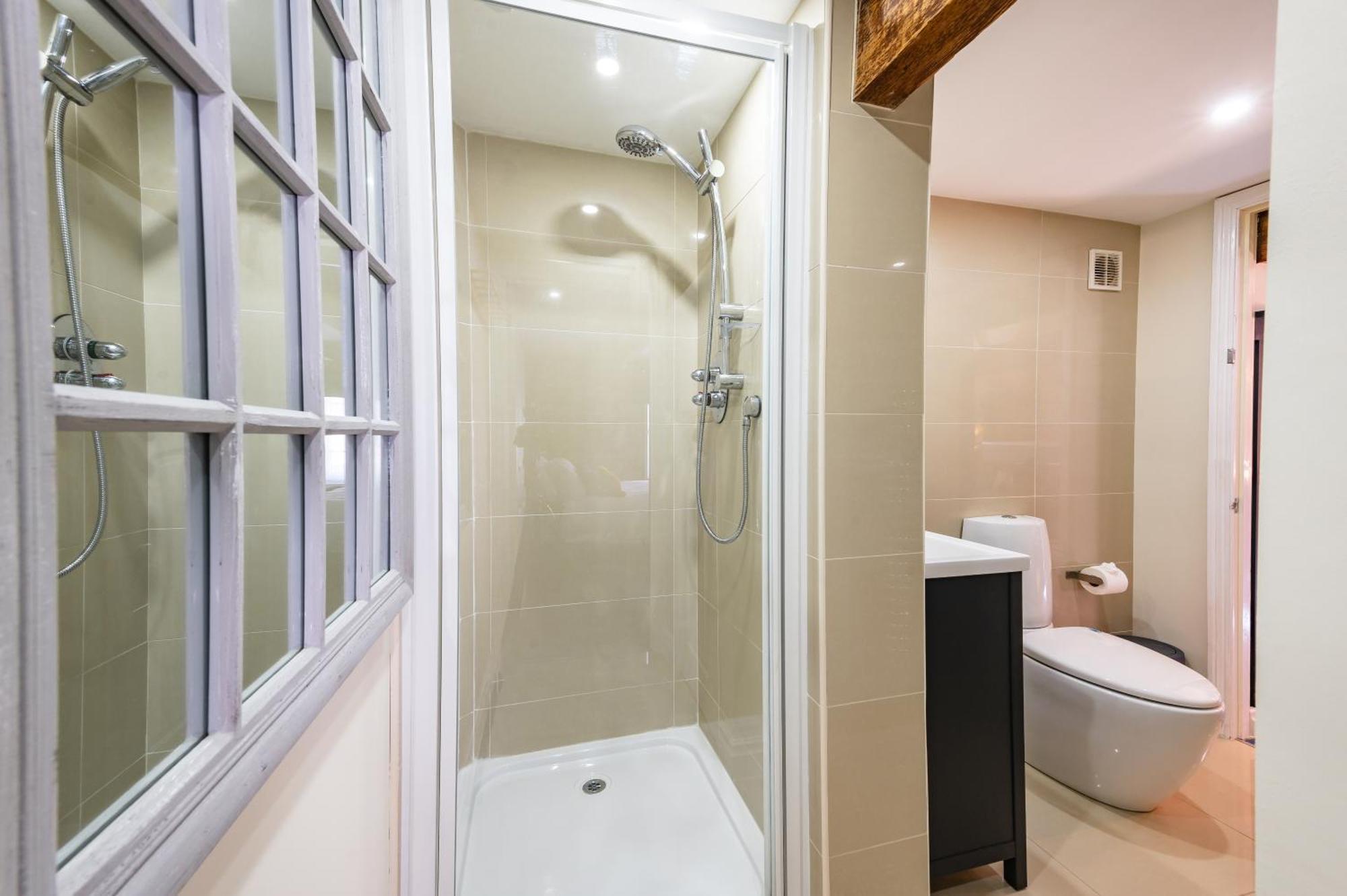 Luxury Town Centre Loft Apartment In Converted Granary Στάμφορντ Εξωτερικό φωτογραφία